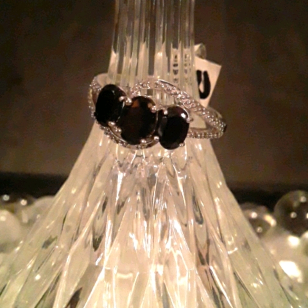 Black spinel